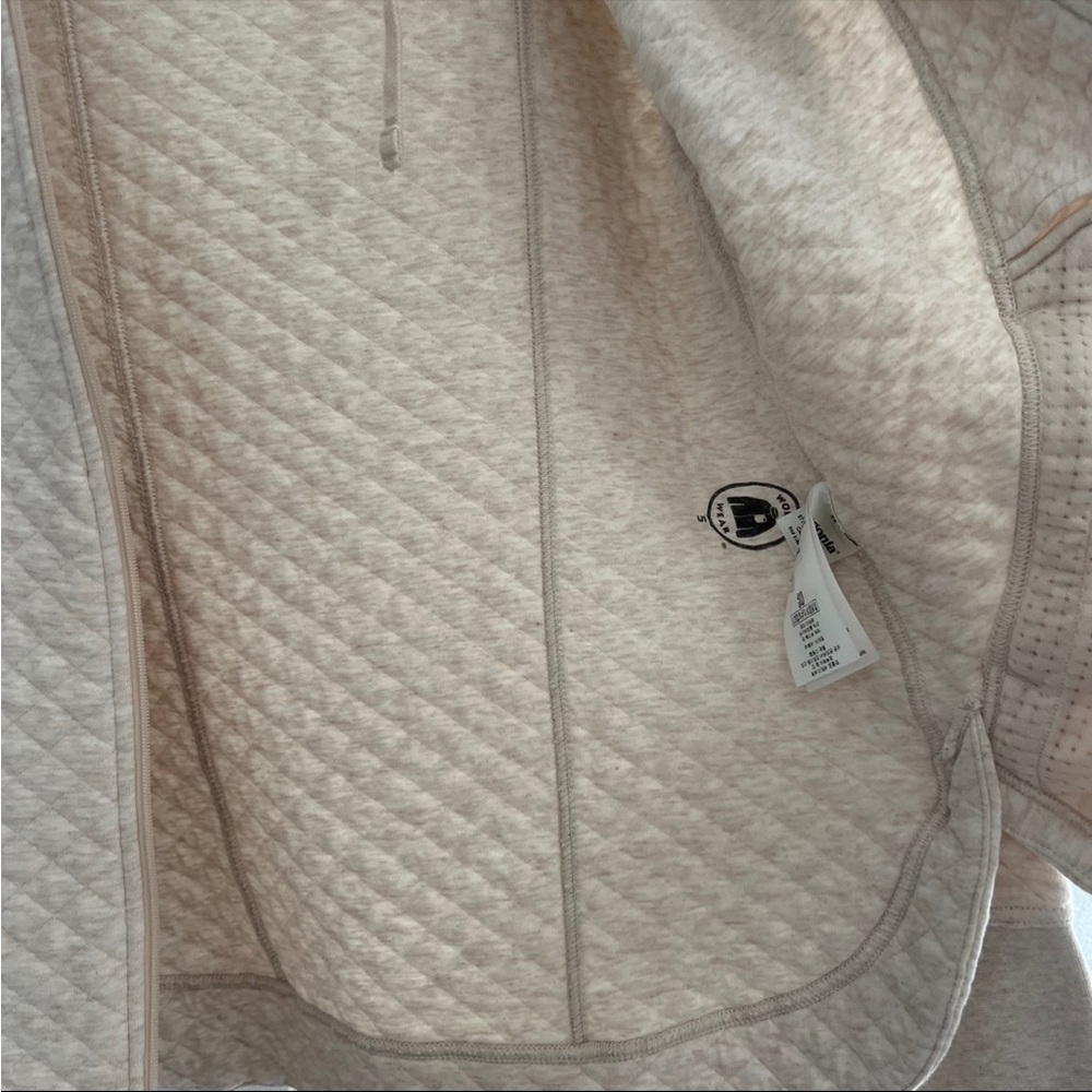 Patagonia Quilted Organic Cotton Jacket - Picture 5 of 10